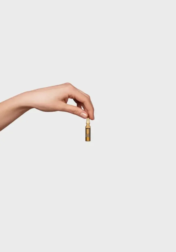 BeautyDreamMart – Ampolla HA+ en mano cosmética facial españa beautydreammart ampolla ha plus martiderm